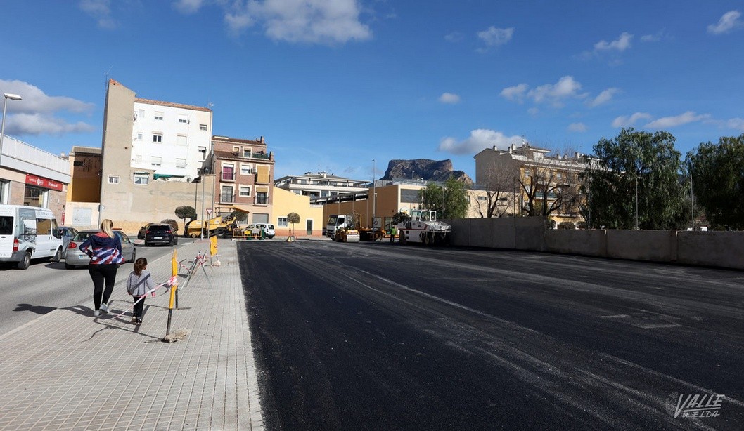 Concluye el nuevo aparcamiento de la avenida de Madrid Concluye el nuevo aparcamiento de la avenida de Madrid