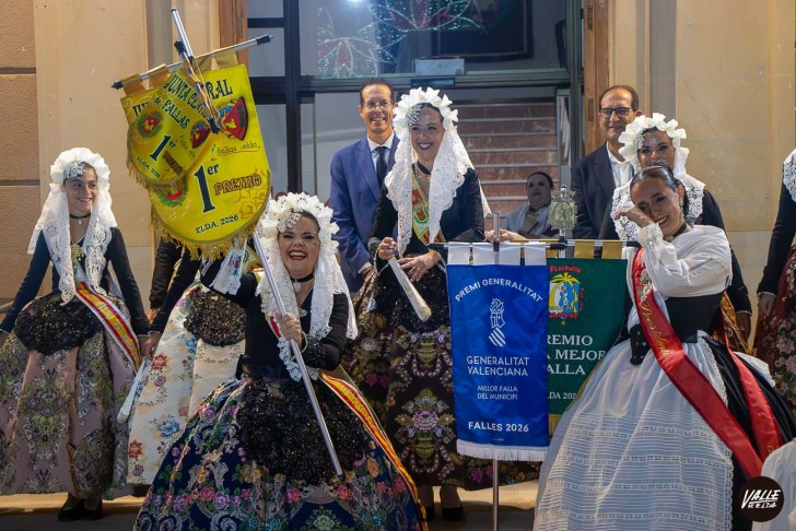 La Falla Huerta Nueva se alza con el primer premio de las Fallas de Elda 2026