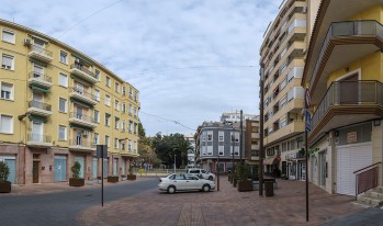 C&aacute;novas Del Castillo, una calle donde lati&oacute; la vida
