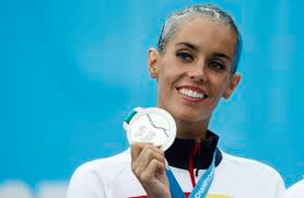 "Mujer Mejor Calzada de España" . Un mensaje de diseño y calidad "Mujer Mejor Calzada de España" . Un mensaje de diseño y calidad
