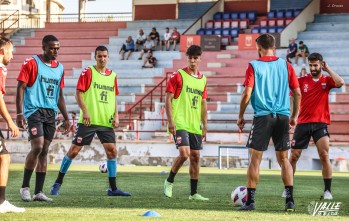 El Eldense se medir&aacute; al Sheffield, el Albacete, el Tenerife y el Intercity en pretemporada