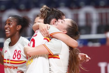 Paula Arcos gana con la Selecci&oacute;n Espa&ntilde;ola de balonmano a Brasil y se acerca a los cuartos de final de los Juegos Ol&iacute;mpicos