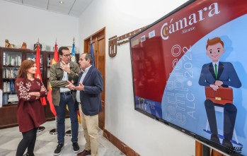 La Feria del Empleo Juvenil llega por primera vez a Elda