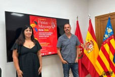 La AMCE Santa Cecilia y la Agrupaci&oacute;n L&iacute;rica Ciudad de Elda abren las Fiestas Mayores con una gala l&iacute;rica en el Jard&iacute;n de la M&uacute;sica