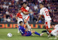 El Eldense roza la remontada, pero se queda sin premio ante el Eibar (1-2)