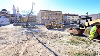 Arreglan los aparcamientos junto al Ayuntamiento y los Juzgados
