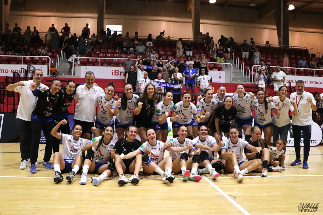 El Elda Prestigio se impone al Morverdre para iniciar la temporada (32-24) El Elda Prestigio se impone al Morverdre para iniciar la temporada (32-24)