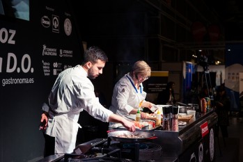 La chef Mari Carmen V&eacute;lez de Petrer realiza una ponencia en la Feria Gastron&oacute;mica del Mediterr&aacute;neo