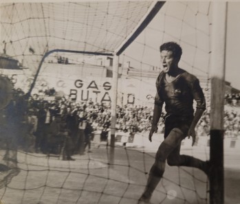El Deportivo tumb&oacute; al l&iacute;der Real Murcia en 1963 con un gol del m&iacute;tico Darwin