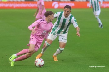 El Eldense tampoco puede con el C&oacute;rdoba (2-0)