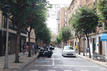 El tr&aacute;fico de calle Col&oacute;n cambia de direcci&oacute;n