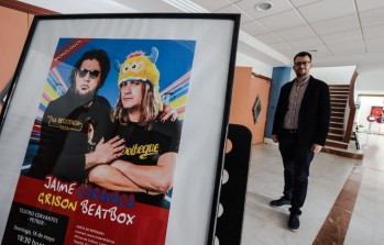 Los colaboradores de "La Resistencia", El Brujo y Comandante Lara en el Cervantes de Petrer