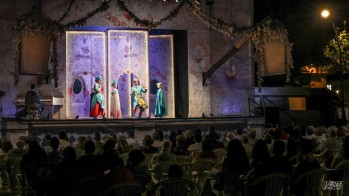 &Oacute;pera al aire libre en la Plaza Castelar