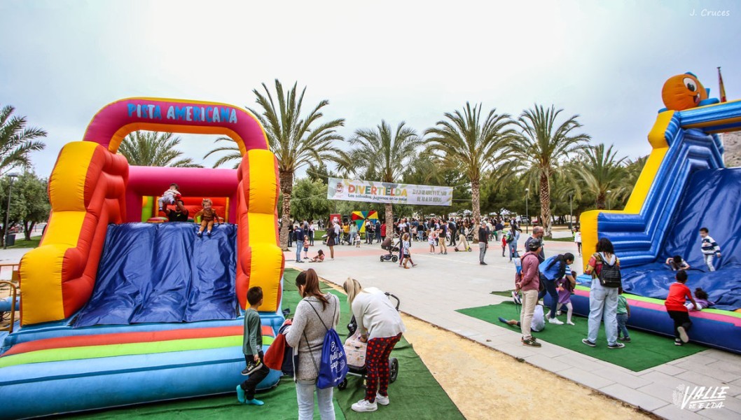 Vuelve DivertiElda con diferentes juegos infantiles en el Sector 9