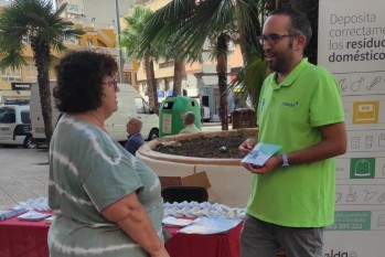 Los educadores ambientales vuelven a su campa&ntilde;a puerta a puerta
