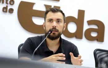 IU pide soluciones ante el problema del agua potable en Elda