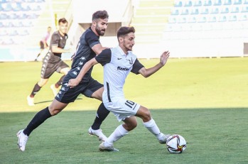 El Eldense ofrece una pobre imagen en El Collao (3-0)