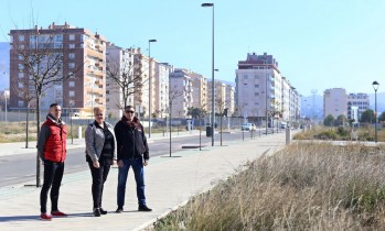 Somos Elda desea fomentar el deporte entre los j&oacute;venes y acabar con el botell&oacute;n en el Sector 9