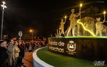 Un homenaje a las seis d&eacute;cadas de la Bajada de antorchas