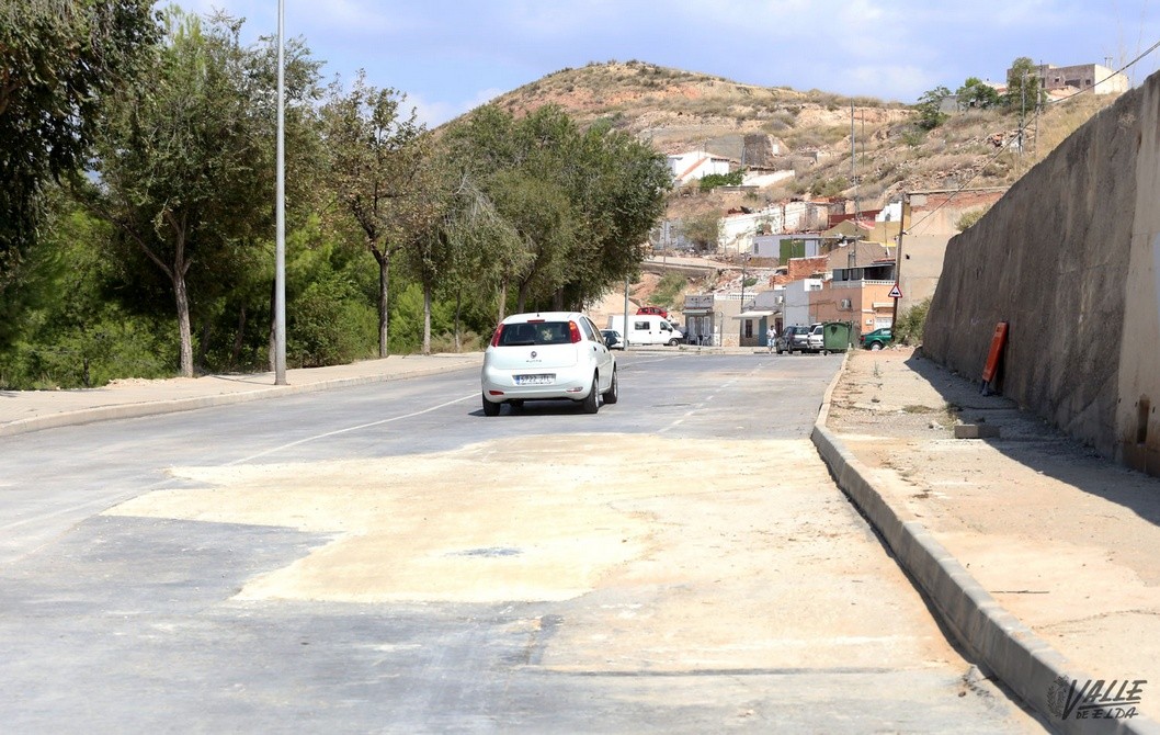 El Paseo de la Mora abre al tráfico El Paseo de la Mora abre al tráfico