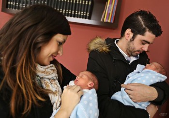 La periodista eldense Beatriz Rico ha sido mam&aacute; de los mellizos Miguel y Adri&aacute;n 