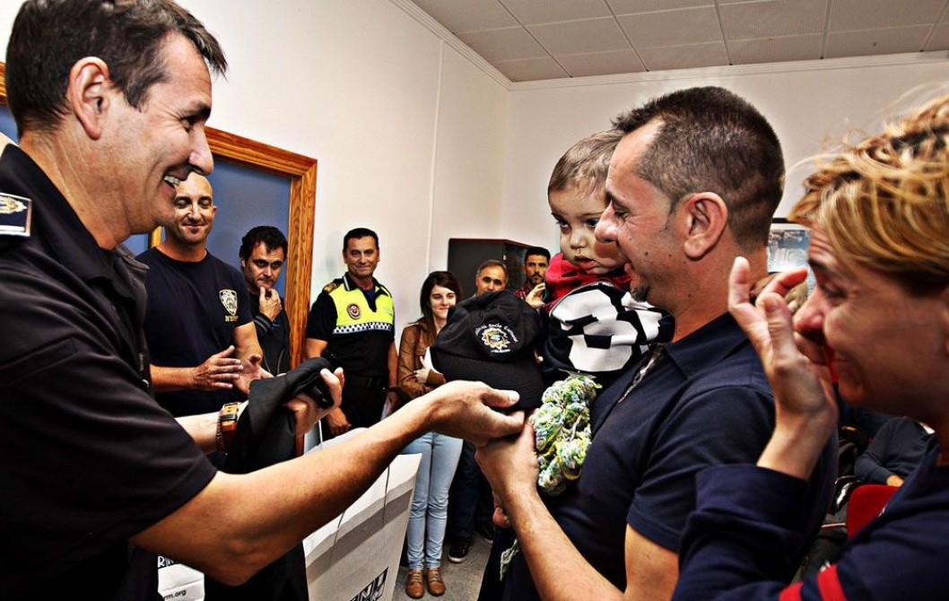 Xavi: "De mayor quiero ser policía para encerrar a los malos" Xavi: "De mayor quiero ser policía para encerrar a los malos"