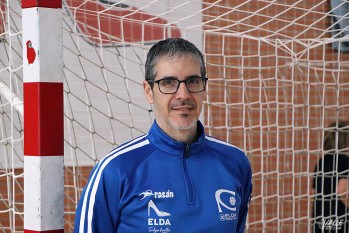 Jos&eacute; Ignacio Prades seguir&aacute; al frente del Elda Prestigio