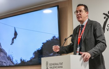 Elda promociona en Fitur su apuesta por el turismo activo y la gastronom&iacute;a con las V&iacute;as Ferratas y las jornadas 'Sabor a Elda'