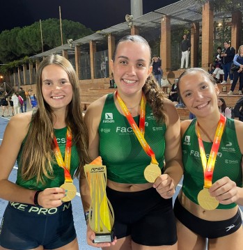 Las atletas Anhara Ortega, Marta Carri&oacute;n y Nuria Ponte, campeonas de Espa&ntilde;a sub-16 por equipos