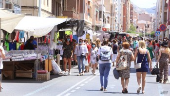 Piden la suspensi&oacute;n del Mercadillo de Elda