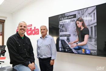 Tres pianos en una jornada de cultura en Elda
