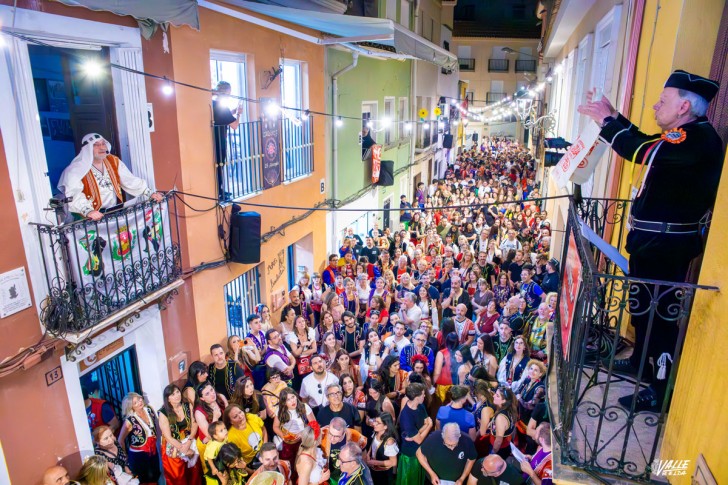 La Embaj&aacute;, 25 a&ntilde;os de comedia festera