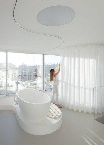 La arquitecta eldense Pati Santos abre en Londres su propia empresa y logra quedar finalista de Rising Star del Royal Institute of British Architects