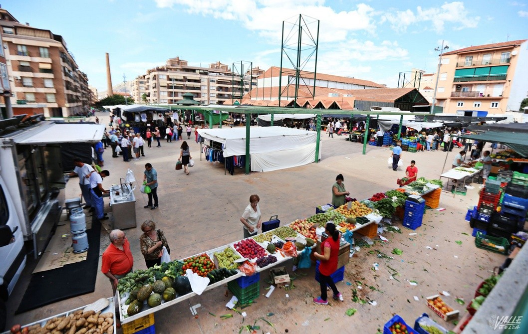 Petrer suspende las tasas de mercadillos y mercados durante el estado de alarma Petrer suspende las tasas de mercadillos y mercados durante el estado de alarma