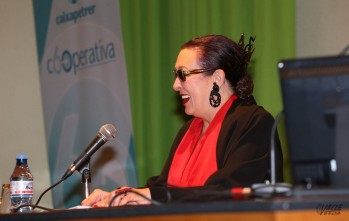 Martirio analiz&oacute; la copla desde una perspectiva feminista en Petrer