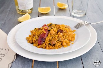 Arroz con magro y garbanzos