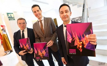 La Semana Santa presenta su revista oficial de 2019