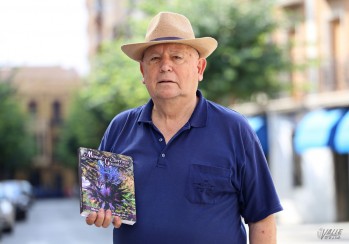 Manuel Serrano presenta su nueva obra "Memoria autobiogr&aacute;fica"