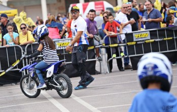 La familia del motor rinde homenaje a Juan Miguel Mart&iacute;nez
