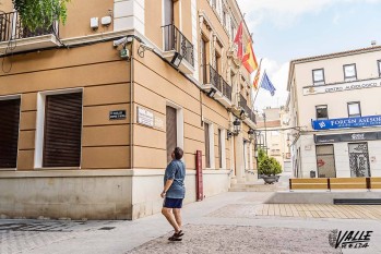 El Ayuntamiento de Elda instala unos sensores para controlar la calidad del aire y la medida del aforo