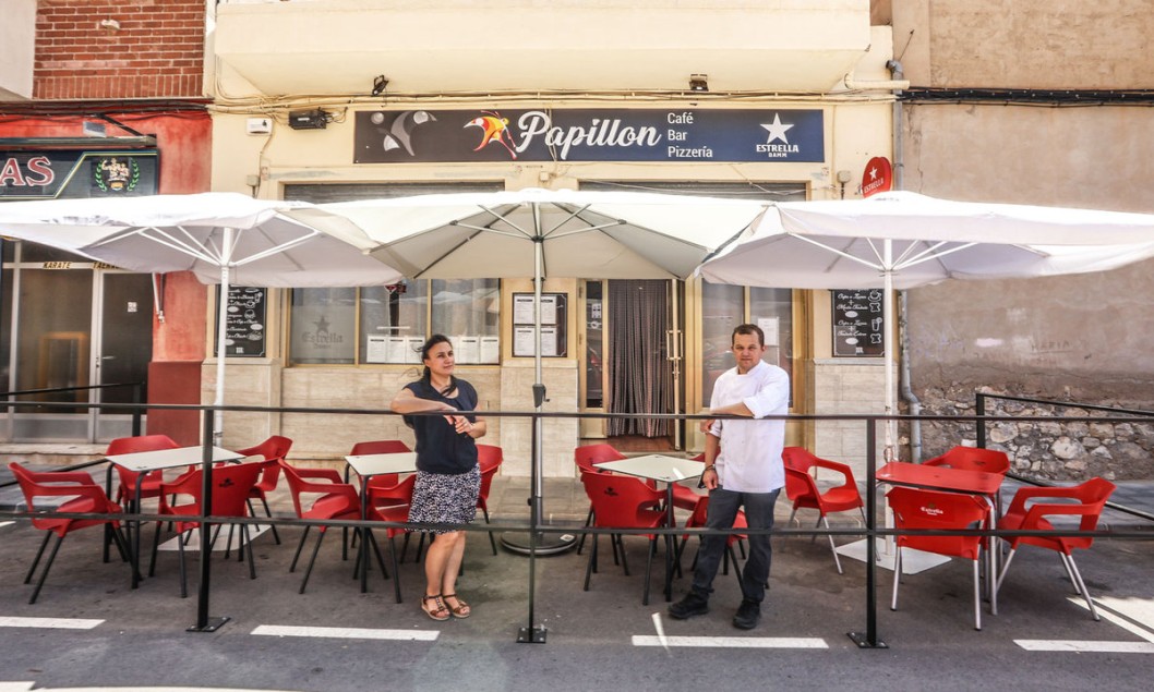 Papillón ofrece cada domingo tres deliciosas pizzas a 5,50 euros cada una Papillón ofrece cada domingo tres deliciosas pizzas a 5,50 euros cada una