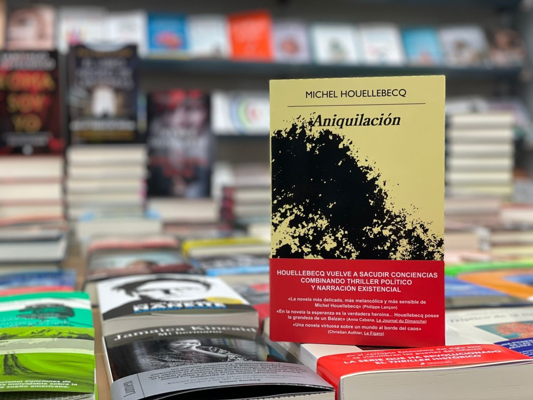 "Aniquilación" de Michel Houellebecq "Aniquilación" de Michel Houellebecq