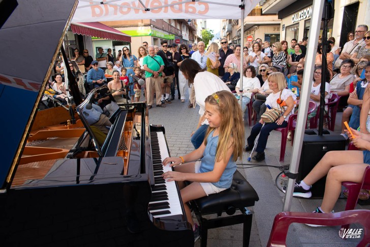 La melod&iacute;a de los pianos toma Elda
