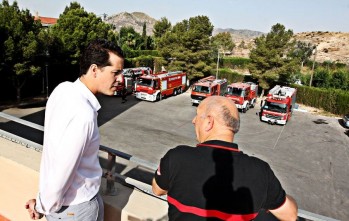 El parque de Bomberos de Elda cuenta con un presupuesto de 130.000 euros para ampliar sus instalaciones