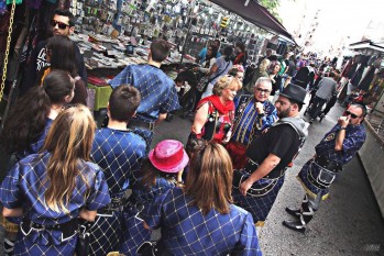 El Zoco vuelve un a&ntilde;o m&aacute;s en Moros y Cristianos a los alrededores de la Plaza de la Concordia