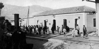 El tren pasa por Elda