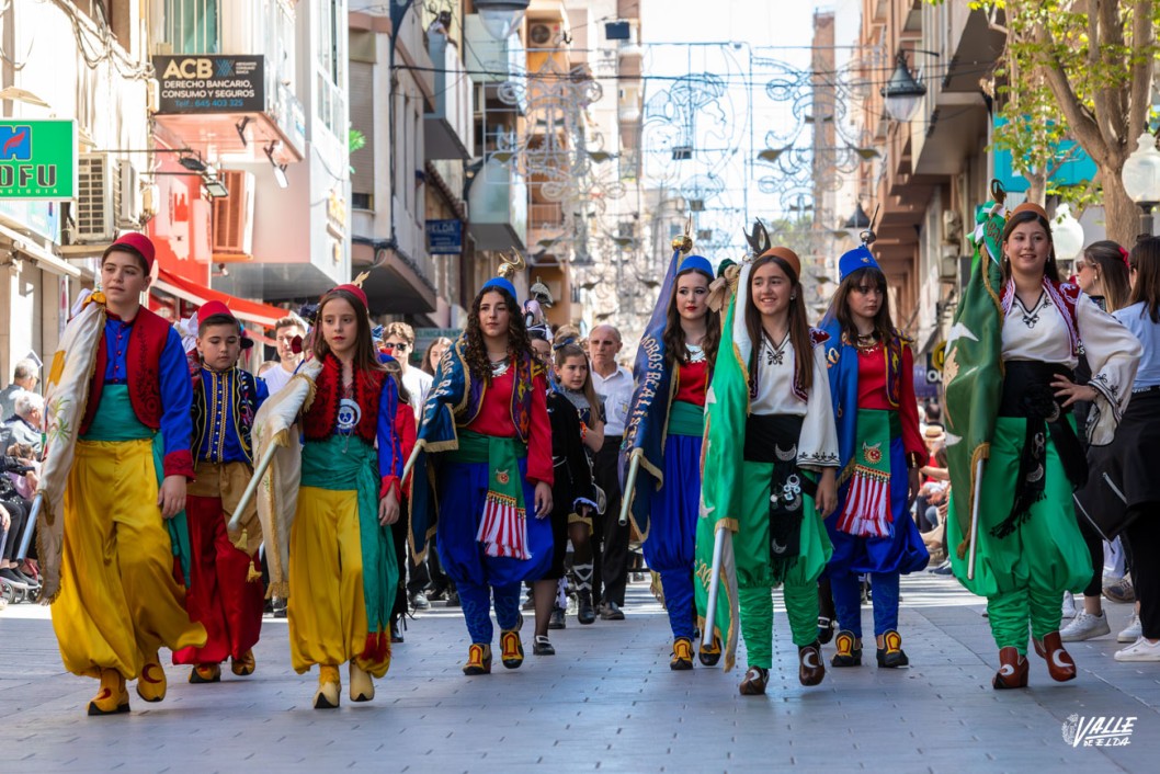 El Desfile Infantil hace historia en Elda